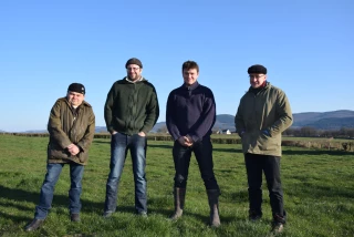 Grâce au pâturage tournant, le Gaec Lavesvre peut compter sur des vaches et des stocks en plus