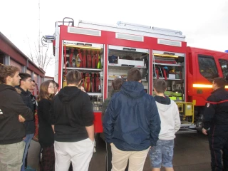 Les élèves de la MFR d’Anzy-le-Duc à la découverte de l’univers des pompiers