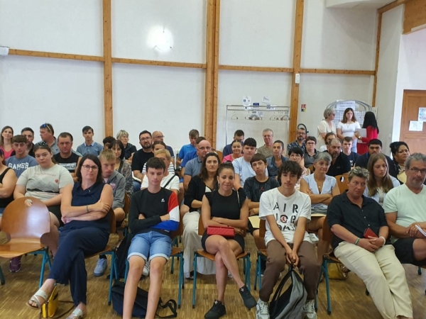 Réunion d'accueil des élèves et de leurs parents au lycée de la Nature et de la Forêt, à Velet, lundi 2 septembre.